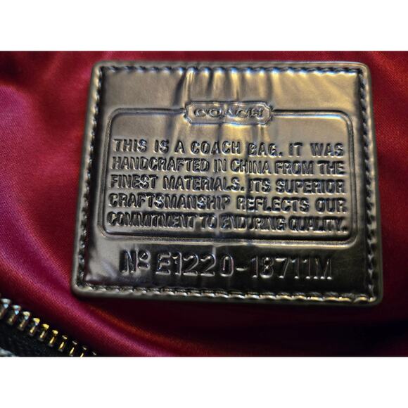 Coach Poppy Signature Hearts Gray Black Canvas Large Tote Bag/ Shoulder Bag - Picture 5 of 12